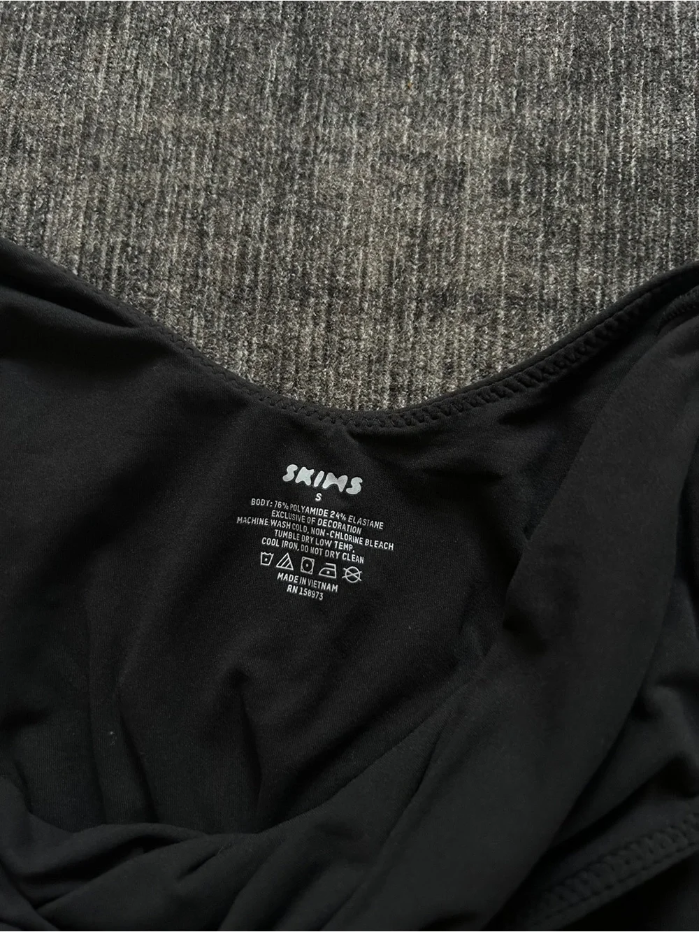 SKIMS Fits Everybody Square Neck Bodysuit